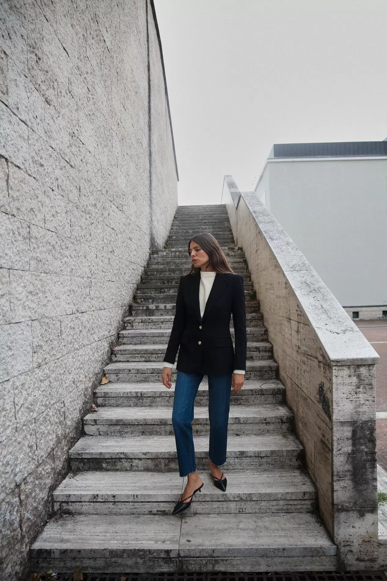 TAILLIERTER BLAZER für 59,95€ in Zara