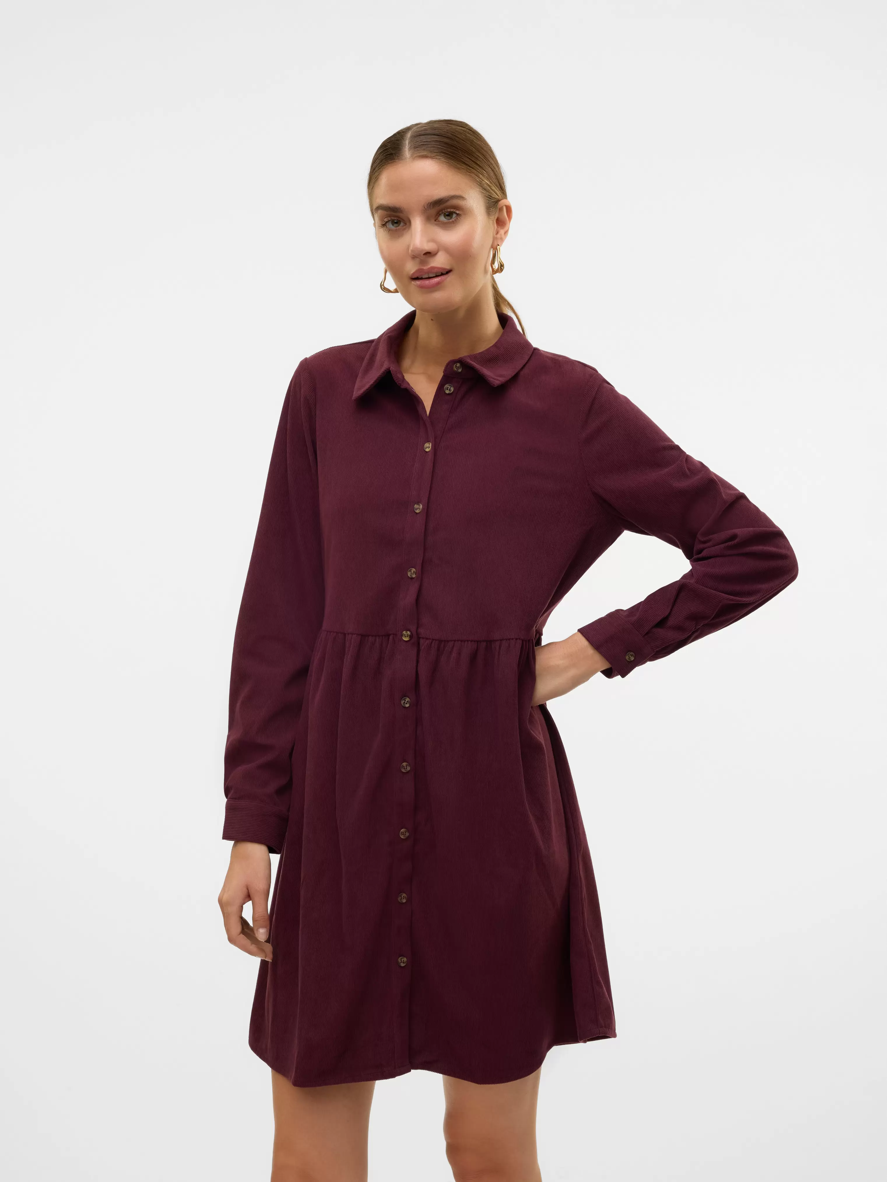 VMVILJA Samtkleid für 49,99€ in Vero Moda