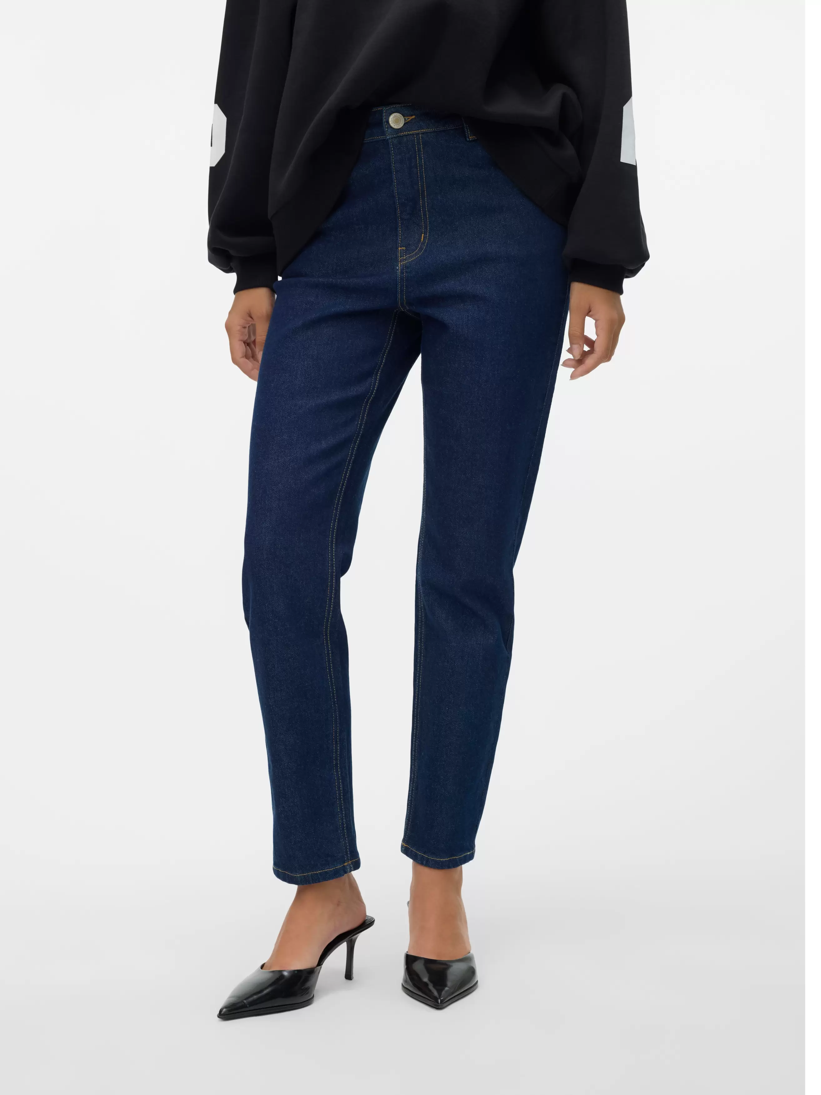 VMBRENDA Hohe Taille Gerade geschnitten Jeans für 44,99€ in Vero Moda