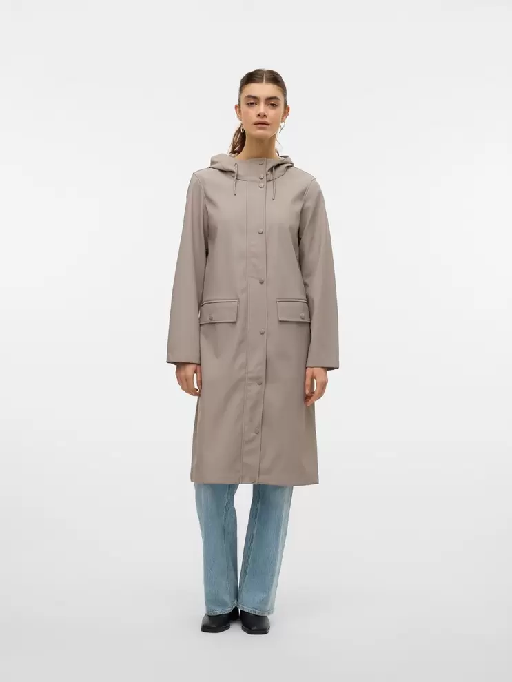 VMMALOU Regenmantel für 59,99€ in Vero Moda