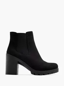 Chelsea Stiefelette für 34,99€ in Deichmann