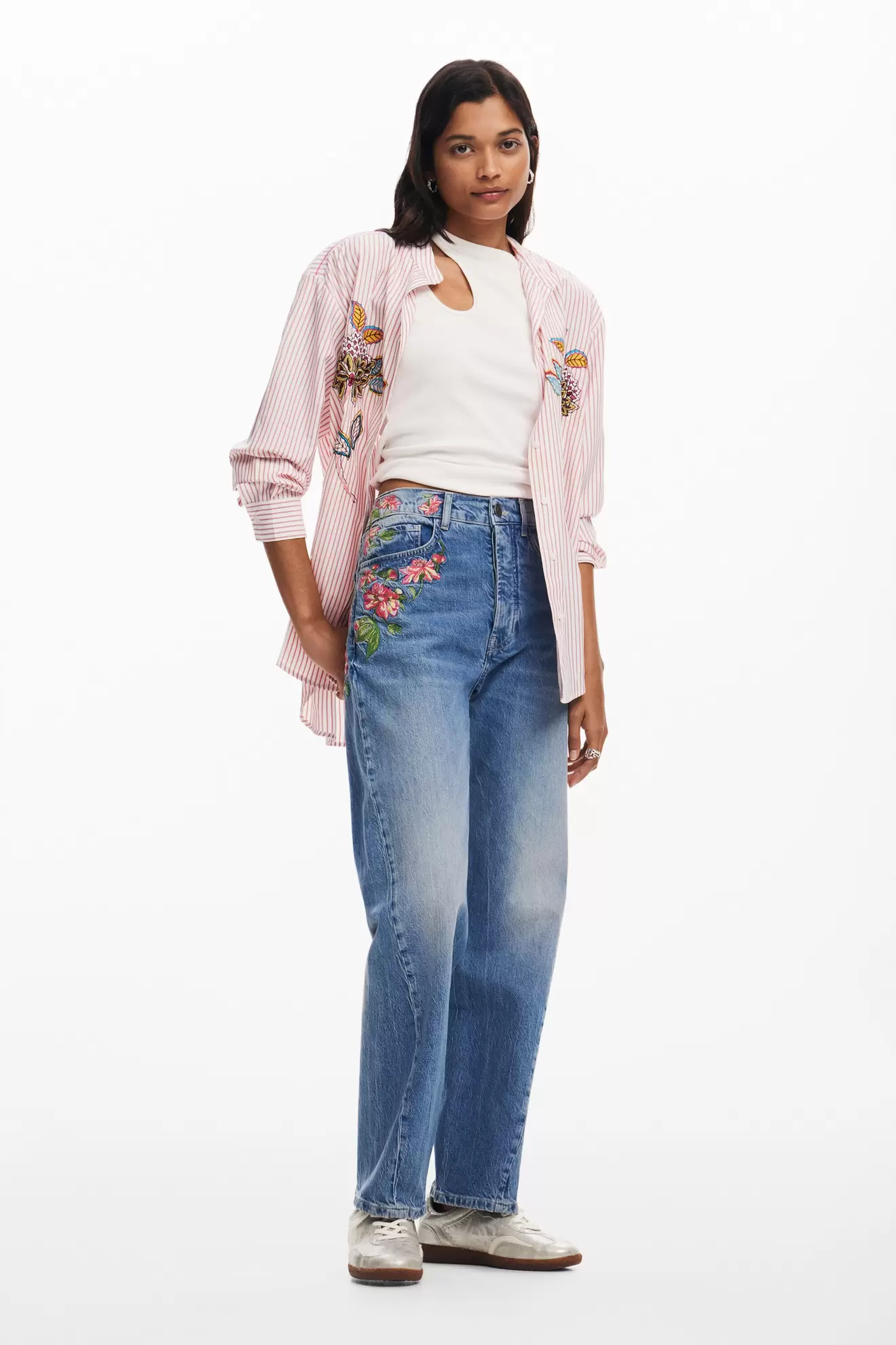 Lange Jeans mit Blumenmuster für 69,96€ in Desigual