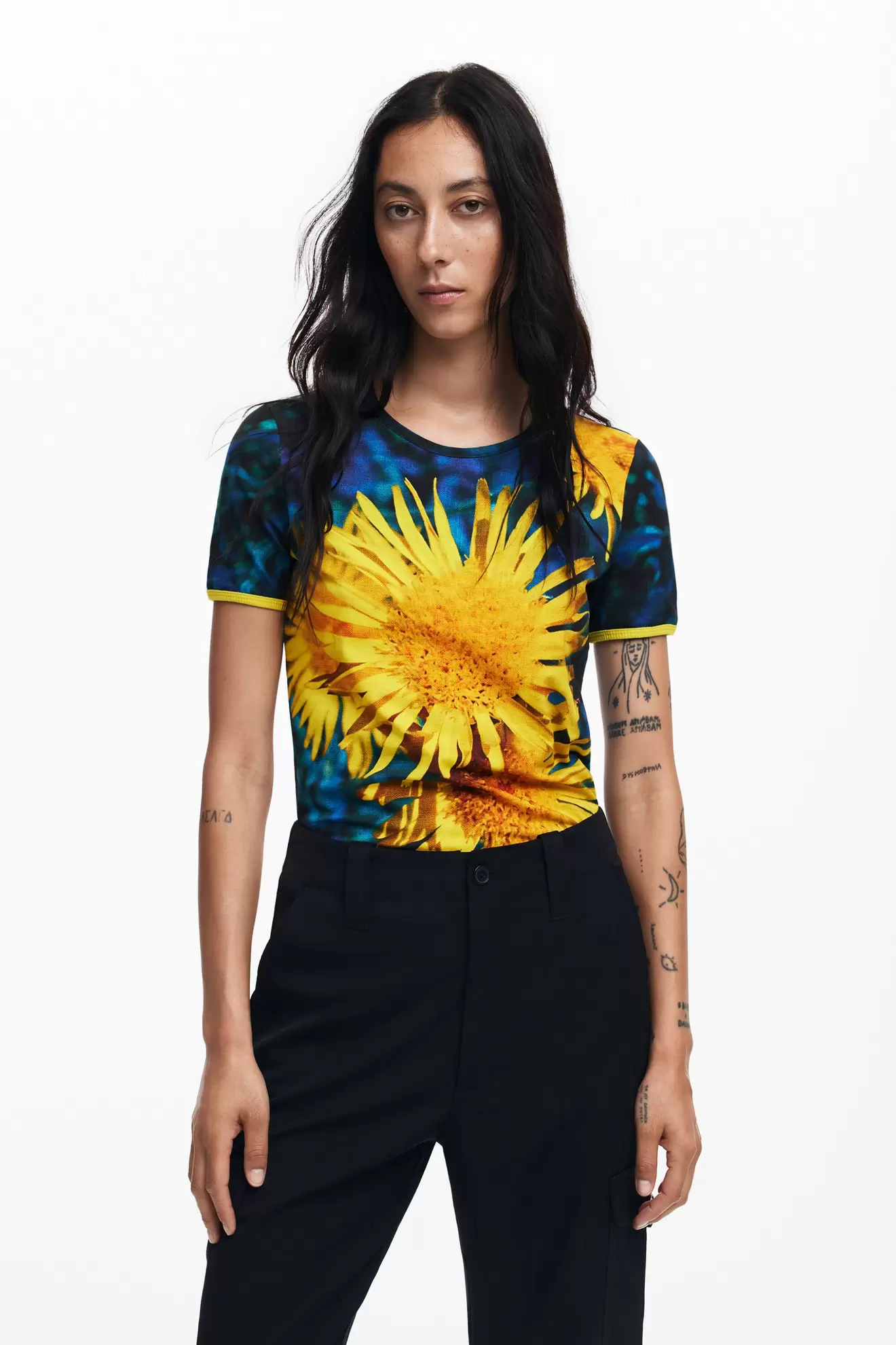 Sonnenblumen-T-Shirt für 41,96€ in Desigual