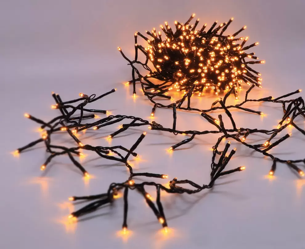 LED-Cluster-Lichterkette mit 480 LEDs Warmweiß für 16,99€ in Thomas Philipps