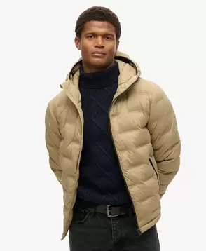 Steppmantel mit Kapuze für 169,99€ in Superdry