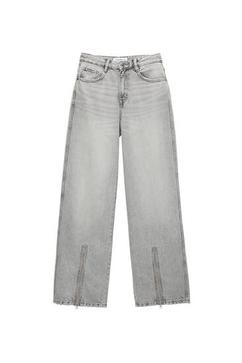 Baggy-Jeans im Loose-Fit mit Reißverschlüssen für 39,99€ in Pull & Bear