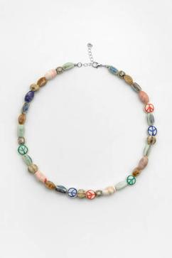 Halskette aus farbigen Keramikperlen für 15,99€ in Pull & Bear