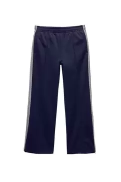 Trainingsanzug-Hose mit seitlichen Streifen für 29,99€ in Pull & Bear