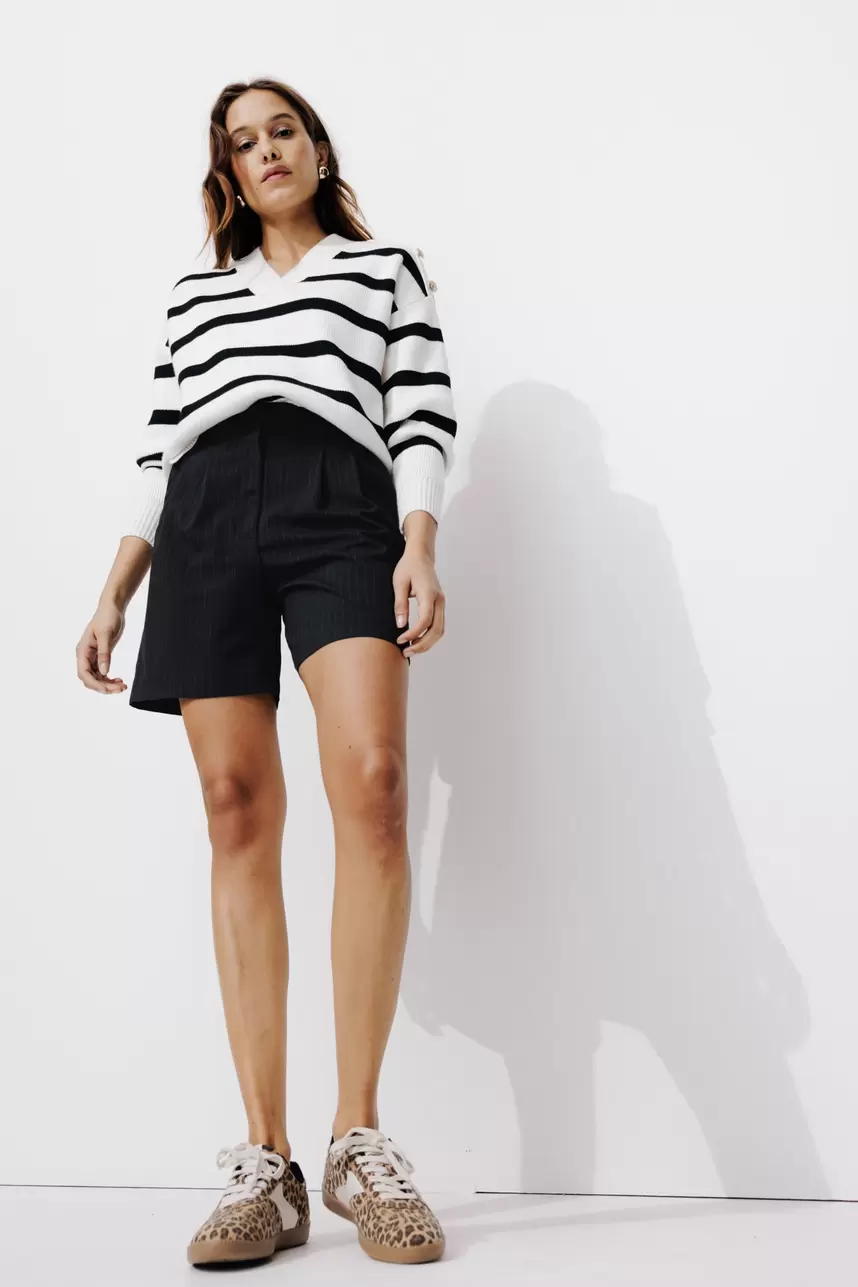 Short chic rayé Femme für 39,99€ in promod