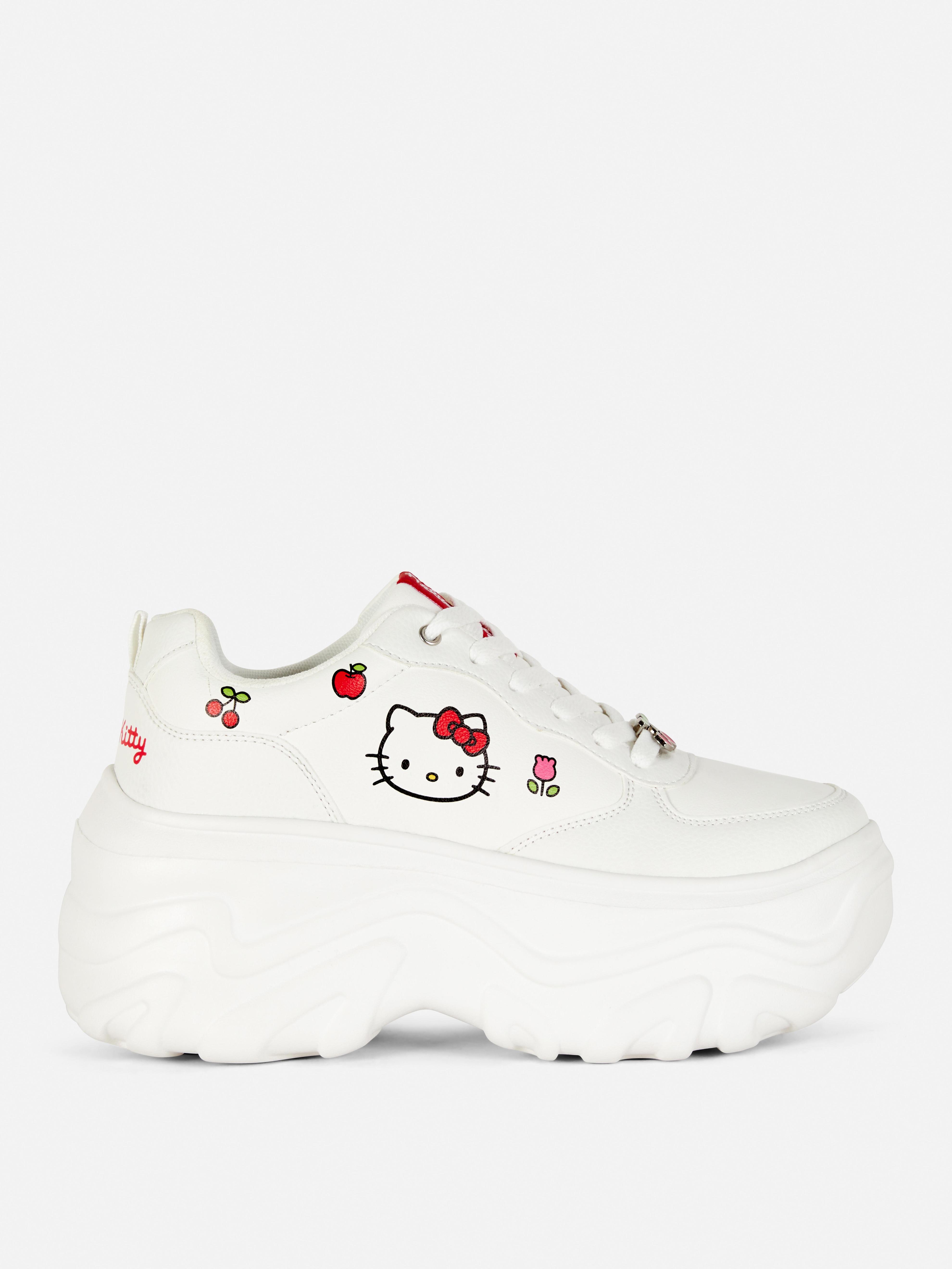 „Hello Kitty“ Sneaker mit extrem dicker Sohle für 24€ in Primark