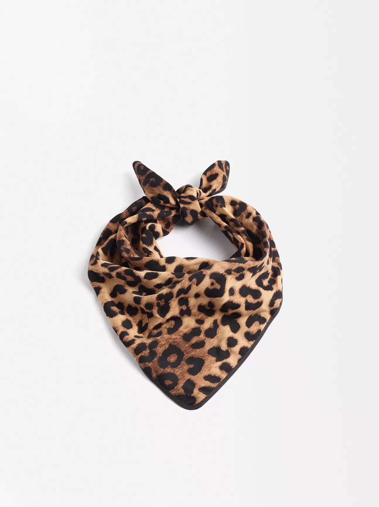 Leopard Print Square Scarf für 12,99€ in Parfois