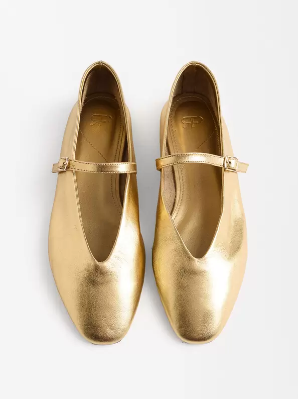 Metallic Leather Ballet Flats für 49,99€ in Parfois