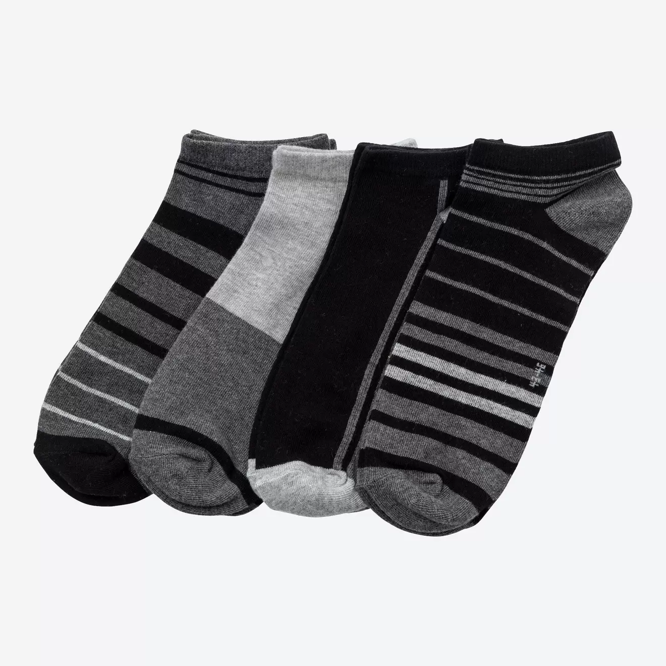 Heren-Sneaker-Socken in sportlichem Design, 4er-Pack für 5,49€ in NKD