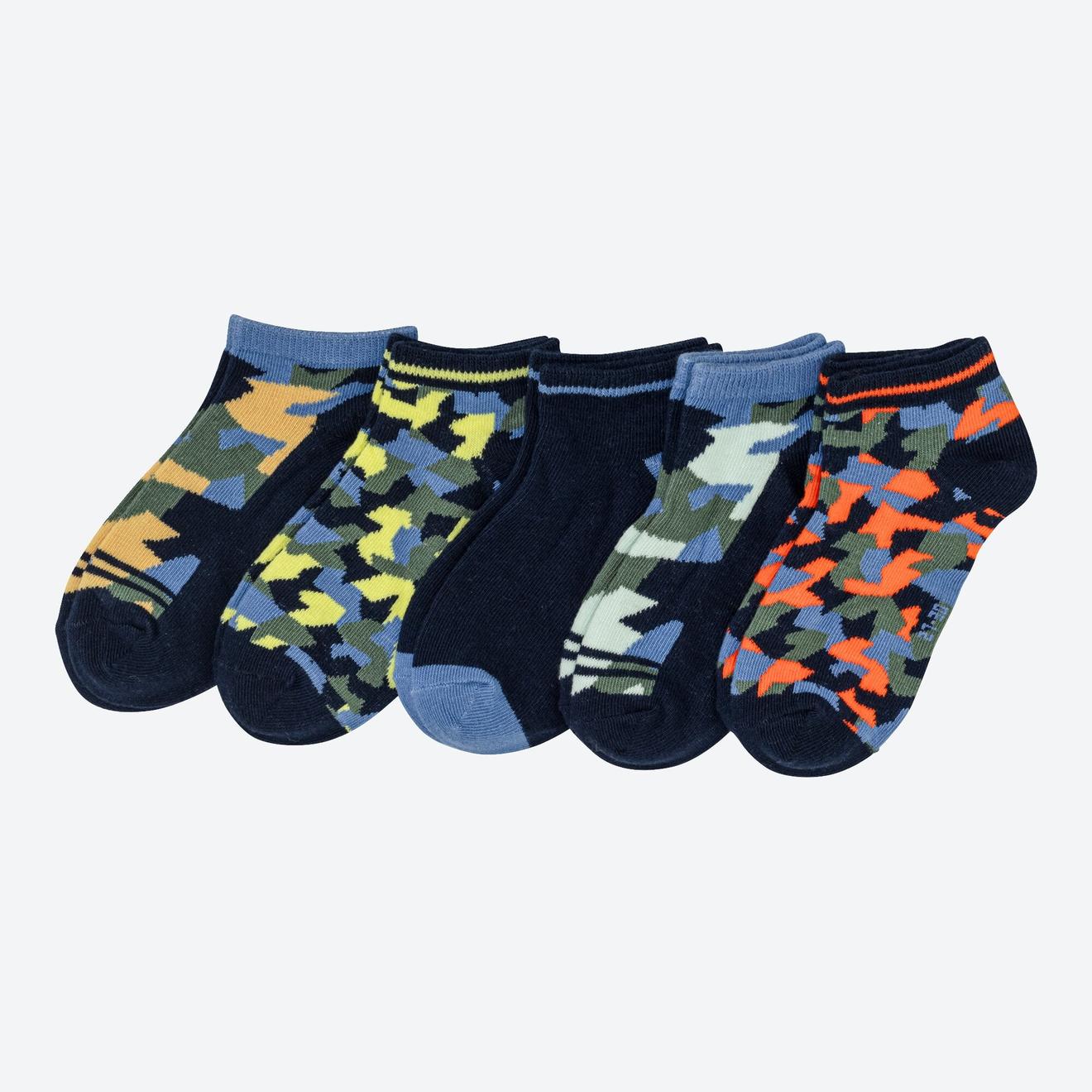 Kinder-Jungen-Sneaker-Socken in modernem Design, 5er-Pack für 5,49€ in NKD