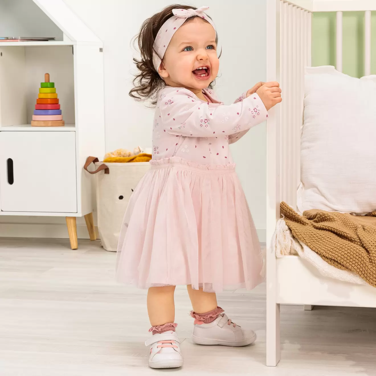 Baby-Mädchen-Kleid-Set mit Haarband, 2-teilig für 7,99€ in NKD