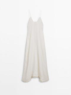 Trägerkleid lang Detail Ausschnitt – Limited Edition für 199€ in Massimo Dutti