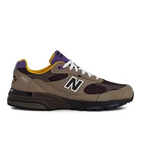 Made in USA 993
 
 
 Unisex Sneakers für 240€ in New Balance